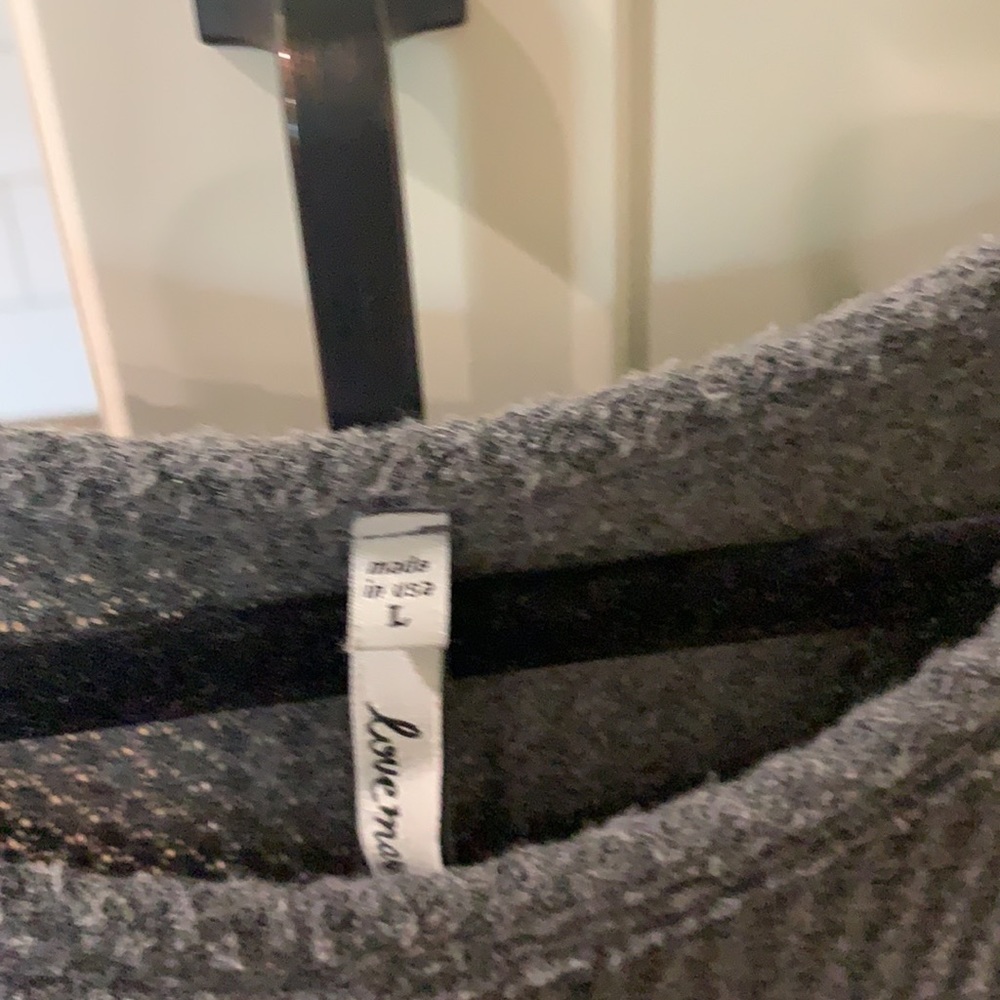 Gray cold shoulder tunic - Picture 4 of 5